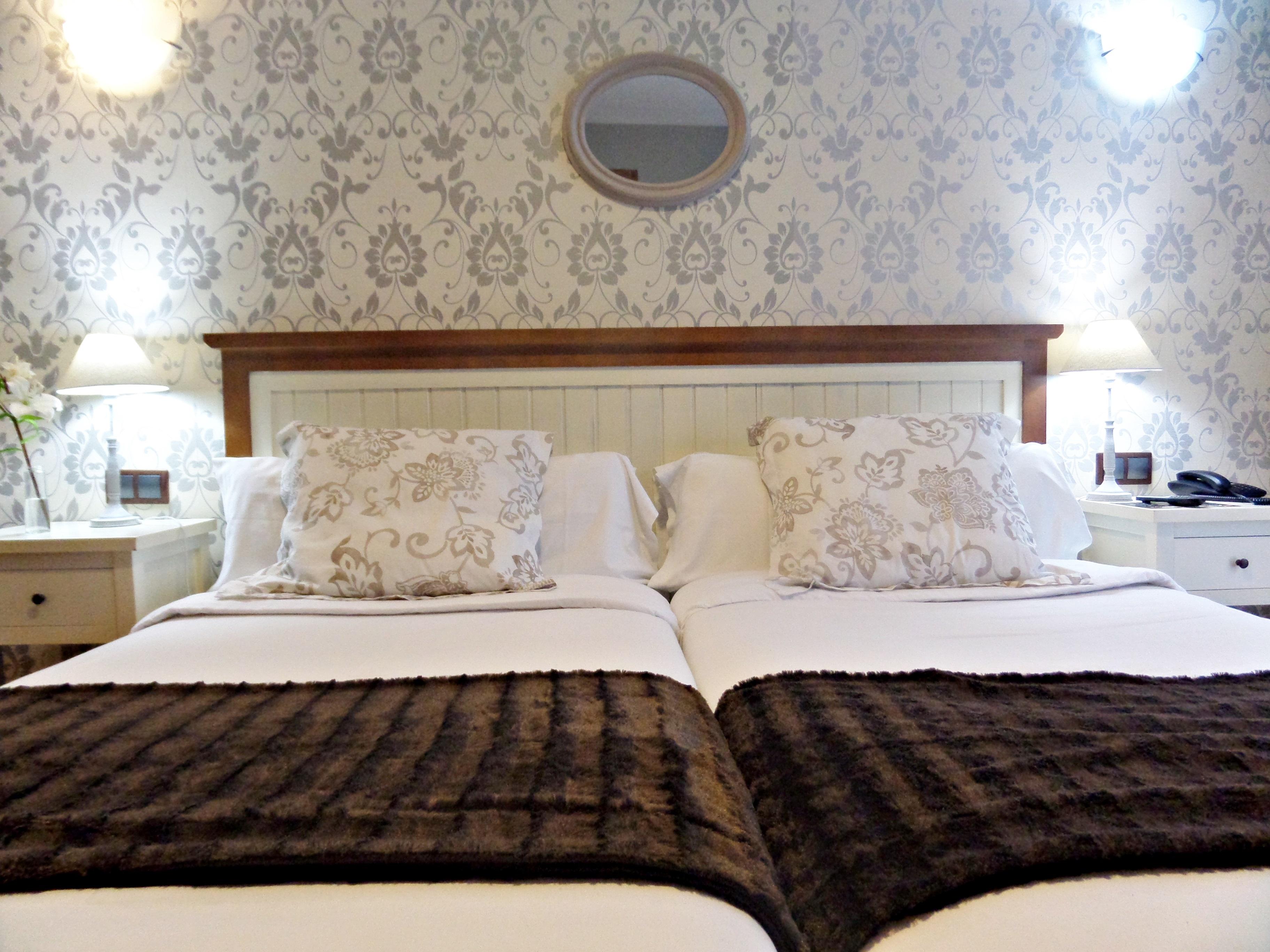 Hotel Medina De Toledo Kültér fotó