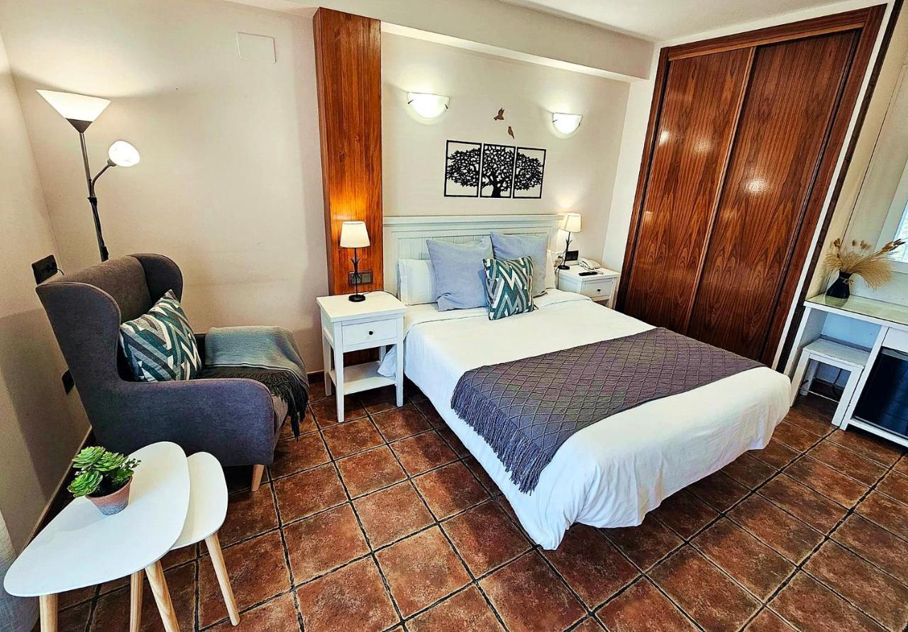 Hotel Medina De Toledo Kültér fotó