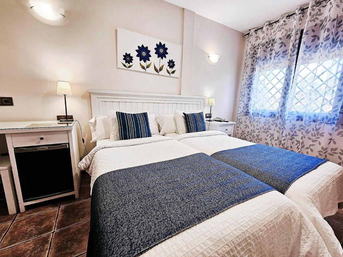 Hotel Medina De Toledo Kültér fotó